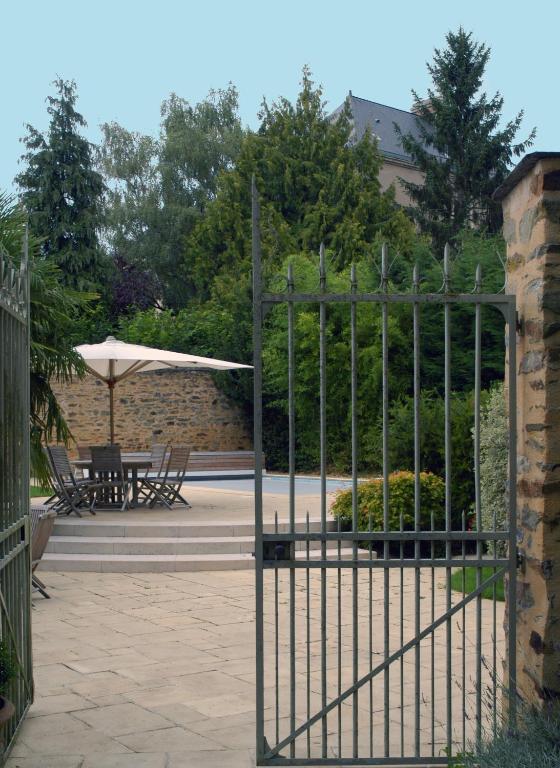 Craon  La Demeure De L'Ile B&B 외부 사진